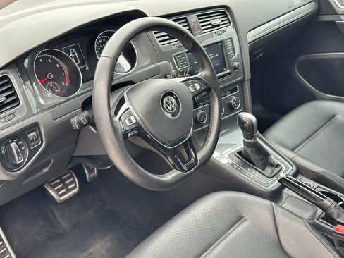 Used 2017 Volkswagen Golf Alltrack SE AWD/4WD image 10