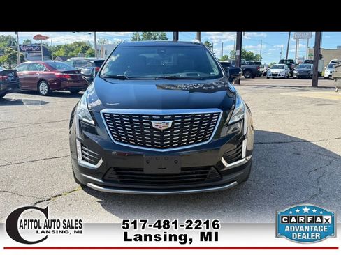 Used 2020 Cadillac XT5 Premium Luxury AWD/4WD image 2
