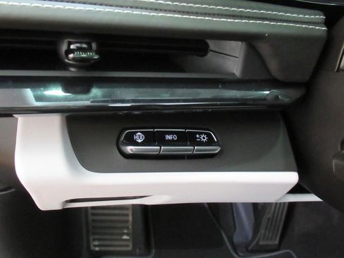 Used 2025 Chevrolet Corvette Z06 image 27