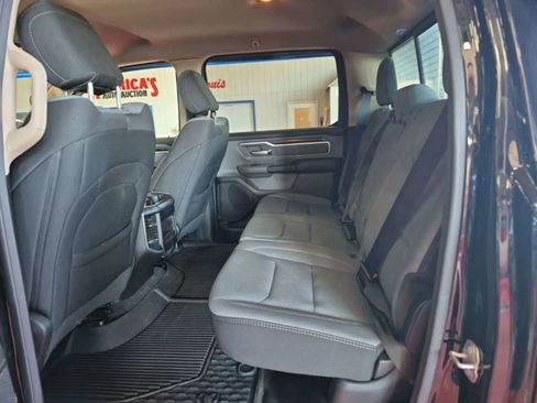 Used 2020 RAM 1500 Big Horn AWD/4WD image 9