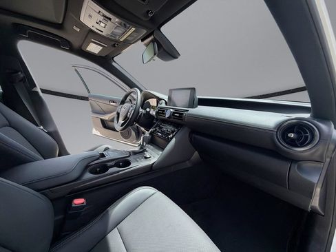 Used 2025 Lexus IS 350 F Sport RWD image 15