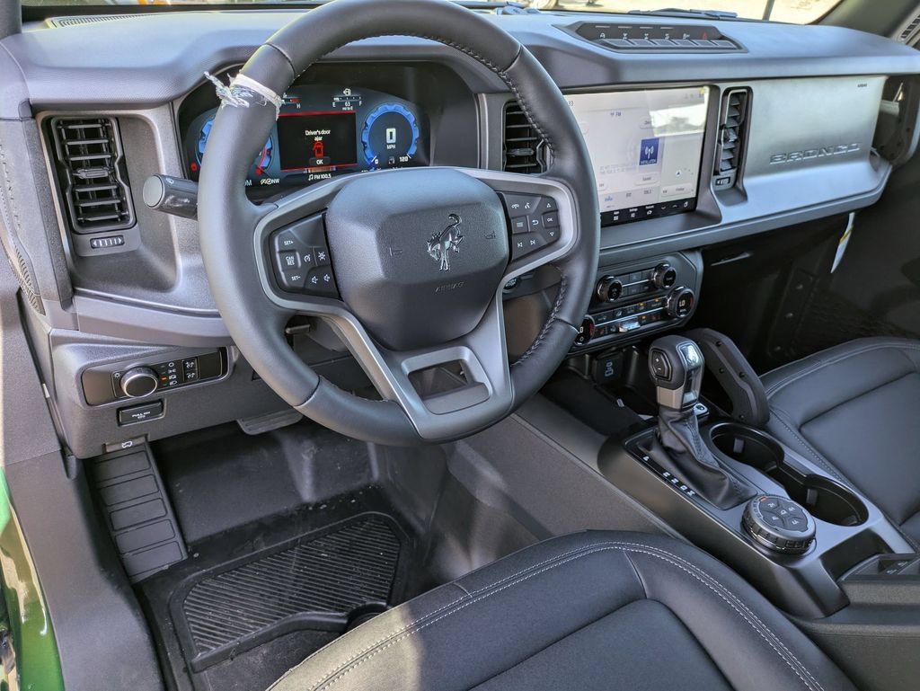 New 2025 Ford Bronco Badlands w/ Sasquatch Package AWD/4WD image 10