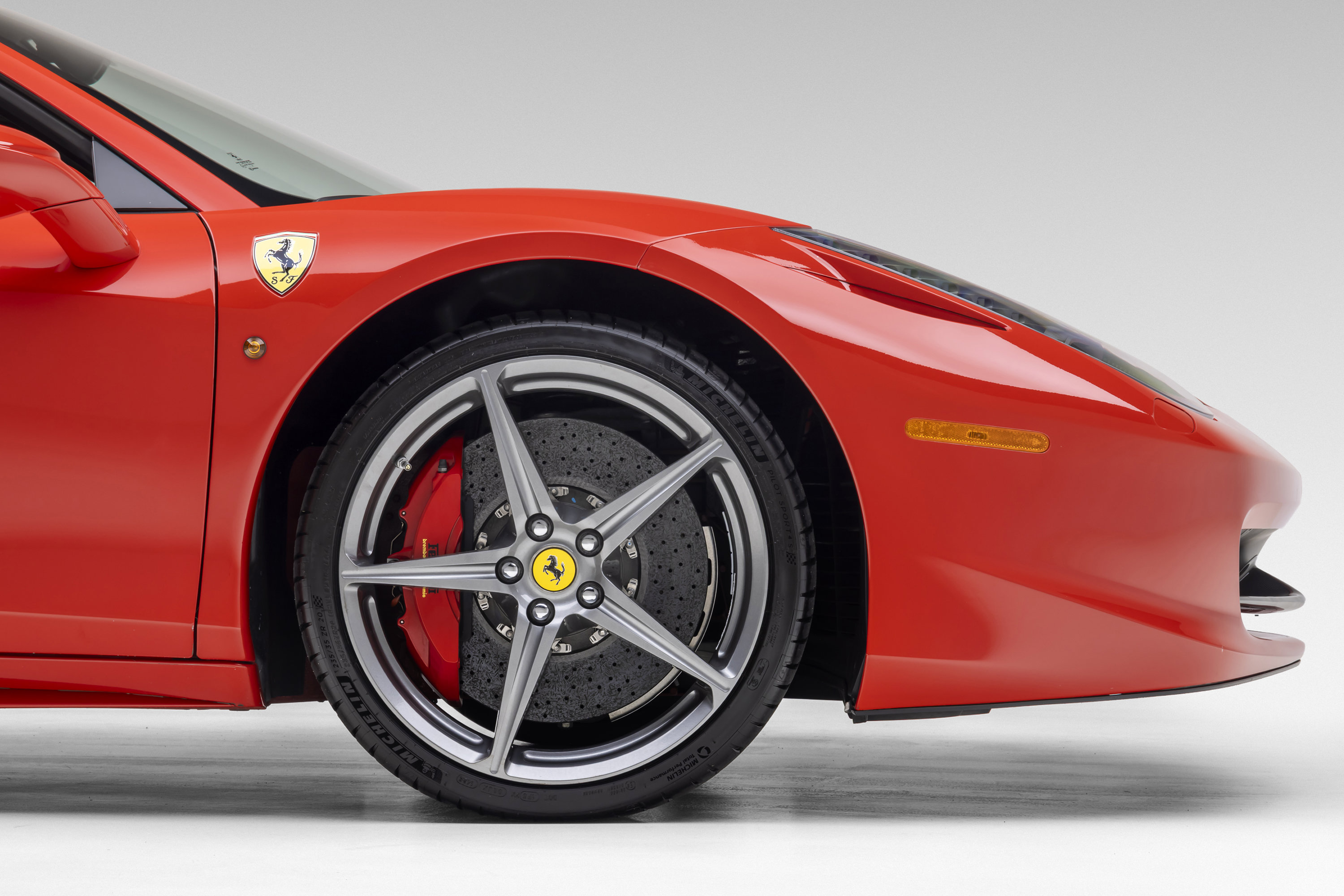 Certified 2013 Ferrari 458 Spider RWD image 20
