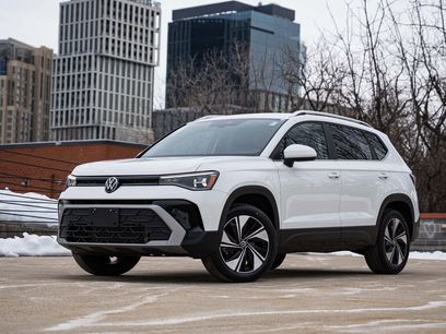 Certified 2025 Volkswagen Taos SE