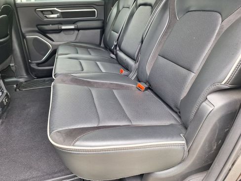 Used 2025 RAM 1500 Laramie AWD/4WD image 22