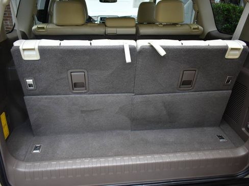 Used 2014 Lexus GX 460 w/ Premium Package AWD/4WD image 33