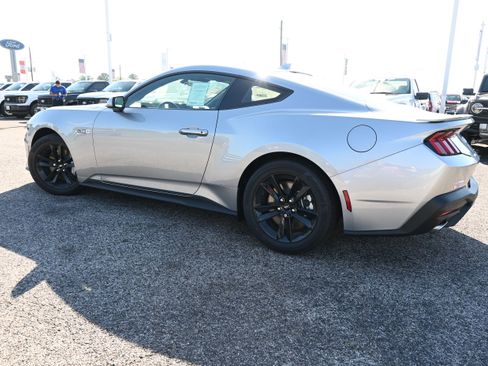 New 2026 Ford Mustang GT RWD image 6