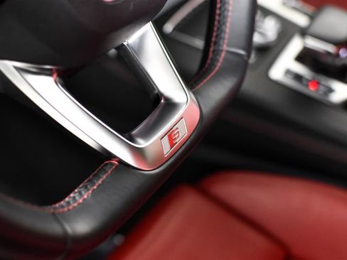 Used 2019 Audi SQ5 Premium Plus w/ Premium Plus Package image 23