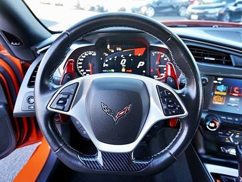 Used 2019 Chevrolet Corvette Stingray Coupe w/ 1LT RWD image 29