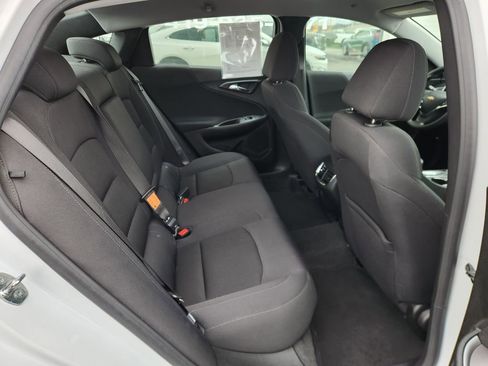 Used 2023 Chevrolet Malibu LT image 11
