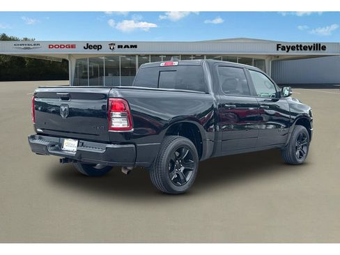Used 2022 RAM 1500 Big Horn AWD/4WD image 3