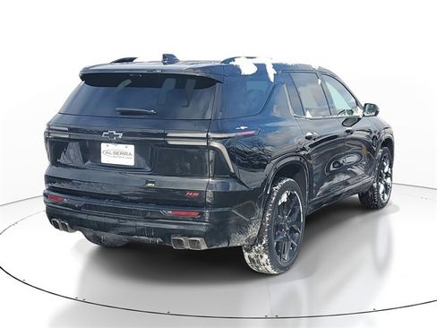 Certified 2024 Chevrolet Traverse RS w/ LPO, Floor Liner Package image 4