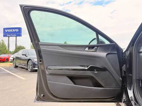 Used 2025 Kia K5 GT-Line w/ GT-Line Premium Package FWD image 16