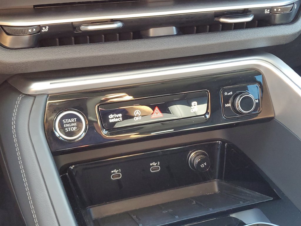 Certified 2025 Audi Q5 Premium w/ Convenience Package AWD/4WD image 28