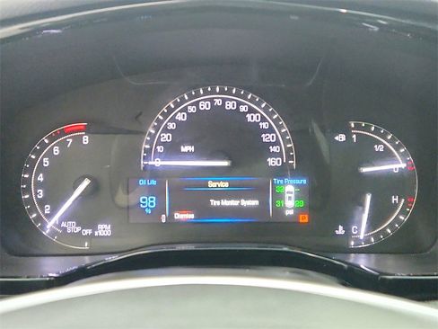 Used 2018 Cadillac XT5 Luxury w/ Driver Awareness Package image 14