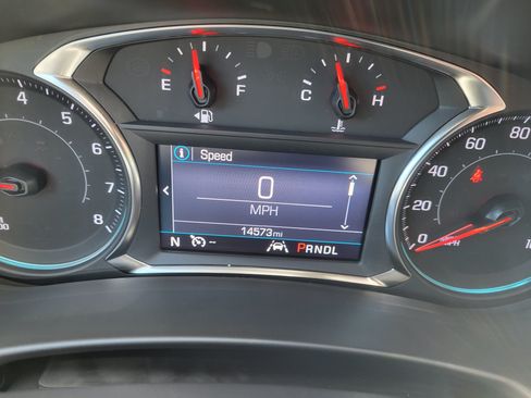 Certified 2024 Chevrolet Equinox LS w/ LS Convenience Package FWD image 16