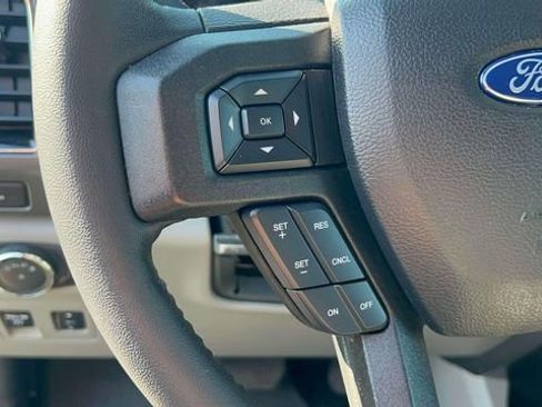 Used 2020 Ford F150 XLT w/ Equipment Group 302A Luxury AWD/4WD image 22