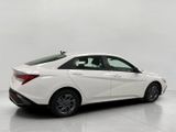 New 2025 Hyundai Elantra Hybrid image 2