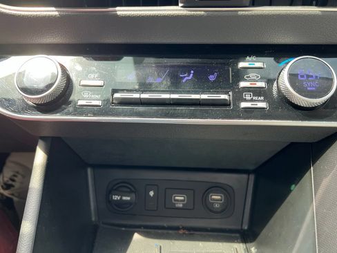 Used 2023 Hyundai Sonata SEL w/ Convenience Package FWD image 15