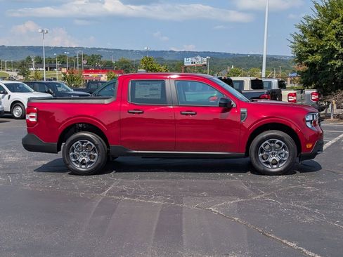 New 2025 Ford Maverick XLT w/ XLT Luxury Package FWD image 5