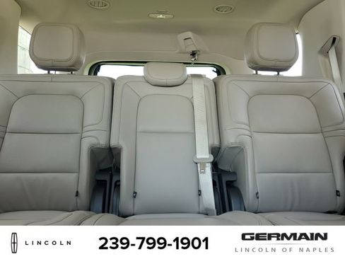 Certified 2024 Lincoln Navigator Premiere AWD/4WD image 32