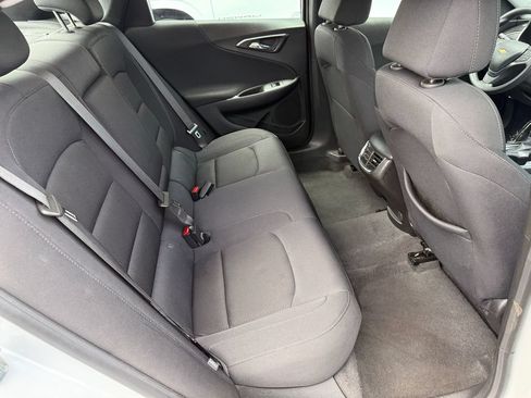 Used 2024 Chevrolet Malibu LT FWD image 14