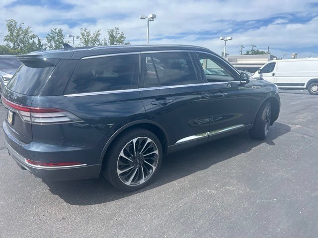 Used 2023 Lincoln Aviator Reserve w/ Equipment Group 201A AWD/4WD image 7