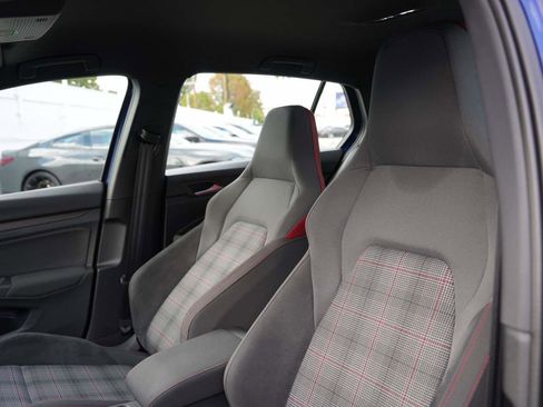 Used 2022 Volkswagen GTI S image 9