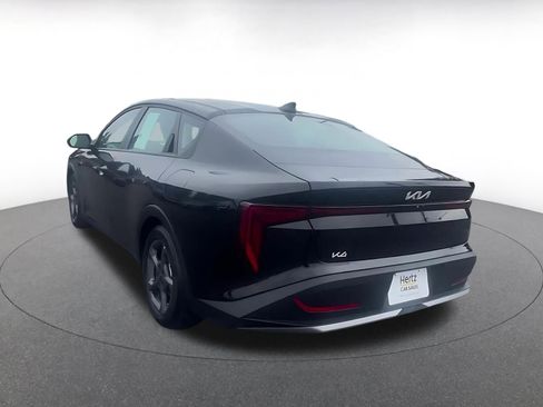 Used 2025 Kia K4 LXS image 11