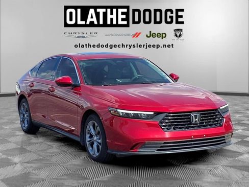 Used 2024 Honda Accord EX image 29