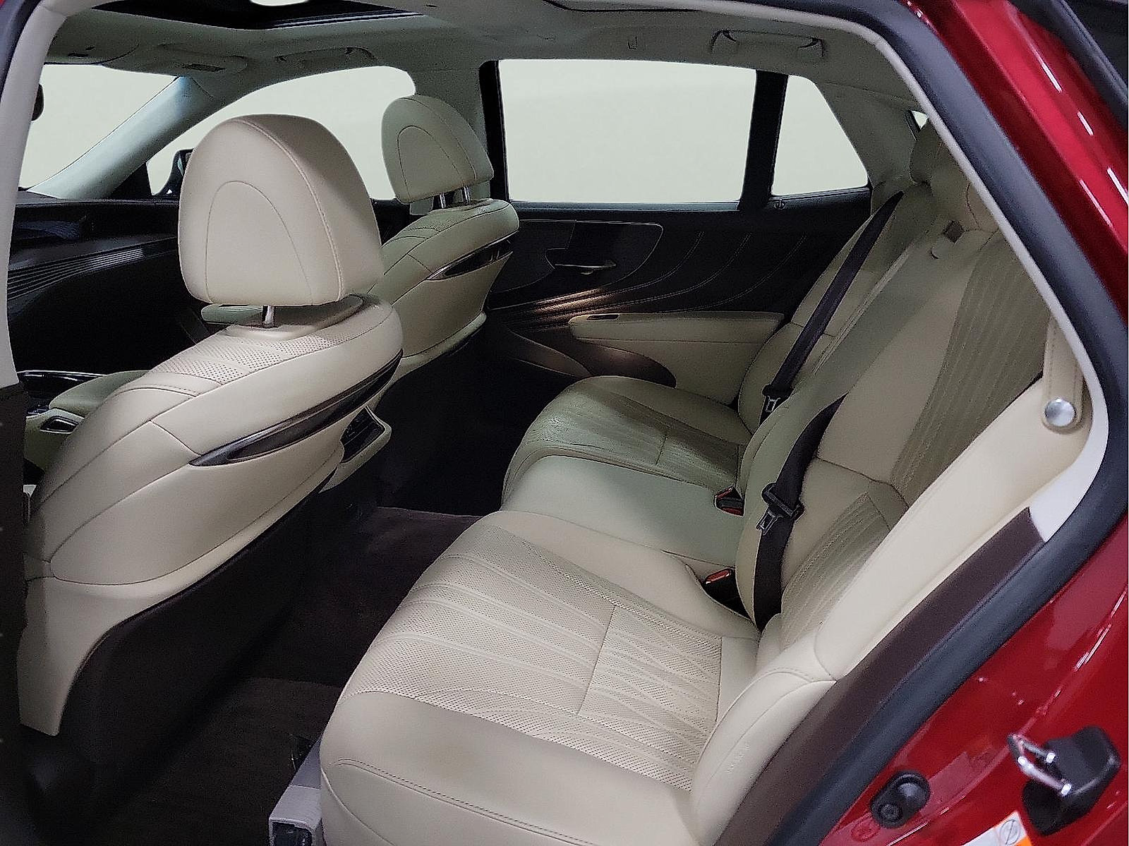 Used 2018 Lexus LS 500 w/ Luxury Package RWD image 7