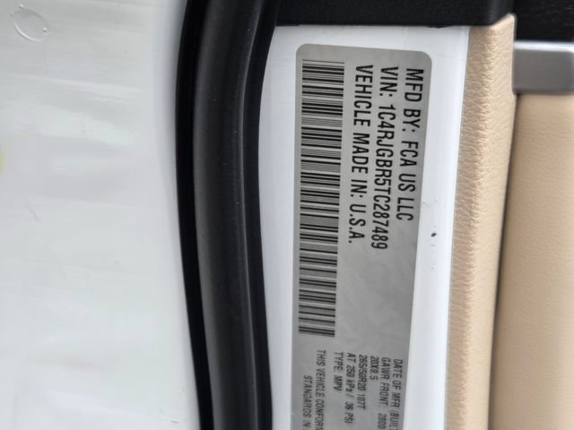 New 2026 Jeep Grand Cherokee Limited w/ Luxury Tech Group II RWD image 30
