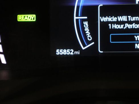 Used 2025 Toyota Camry LE FWD image 38