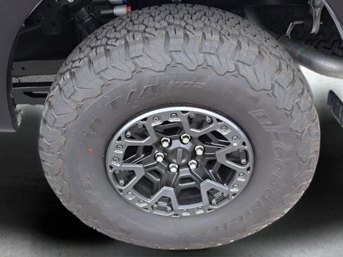 Used 2026 Ford F150 Raptor w/ Equipment Group 803A Raptor R AWD/4WD image 32
