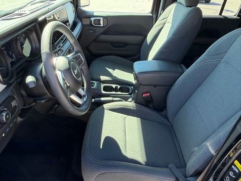 Certified 2025 Jeep Wrangler Unlimited Sahara w/ Safety Group image 12