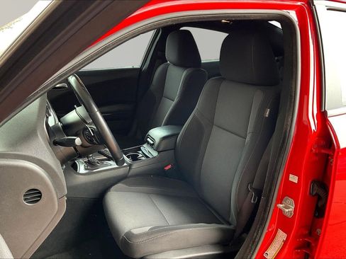 Used 2021 Dodge Charger SXT w/ Blacktop Package image 21