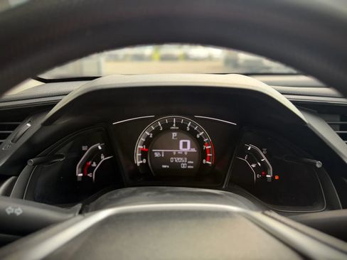 Used 2018 Honda Civic LX image 9