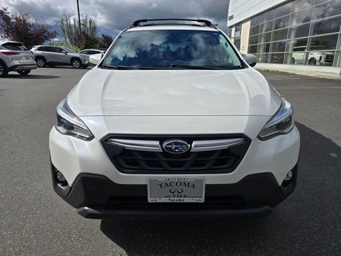 Used 2023 Subaru Crosstrek 2.5i Limited AWD/4WD image 2
