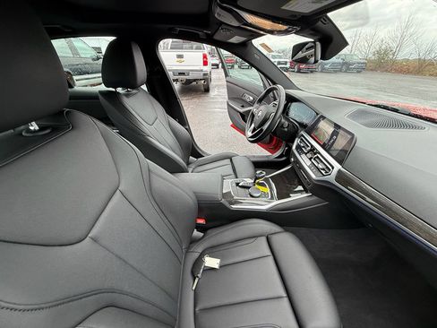 Used 2021 BMW 330i Sedan w/ Convenience Package image 18