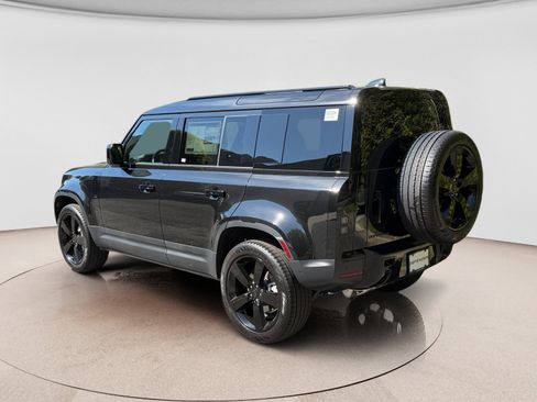 New 2026 Land Rover Defender 110 S AWD/4WD image 3