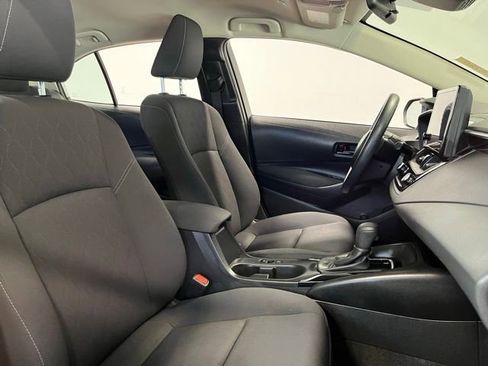 Used 2024 Toyota Corolla LE FWD image 10