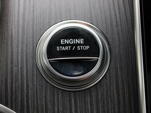 New 2025 Mercedes-Benz GLC 350e 4MATIC image 25