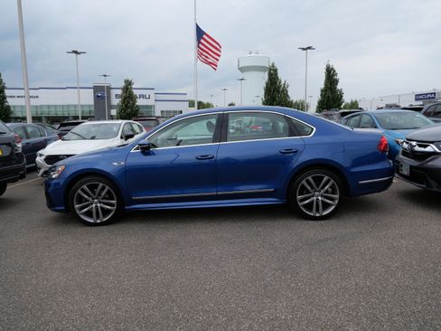 Used 2017 Volkswagen Passat 1.8T R-Line FWD image 5