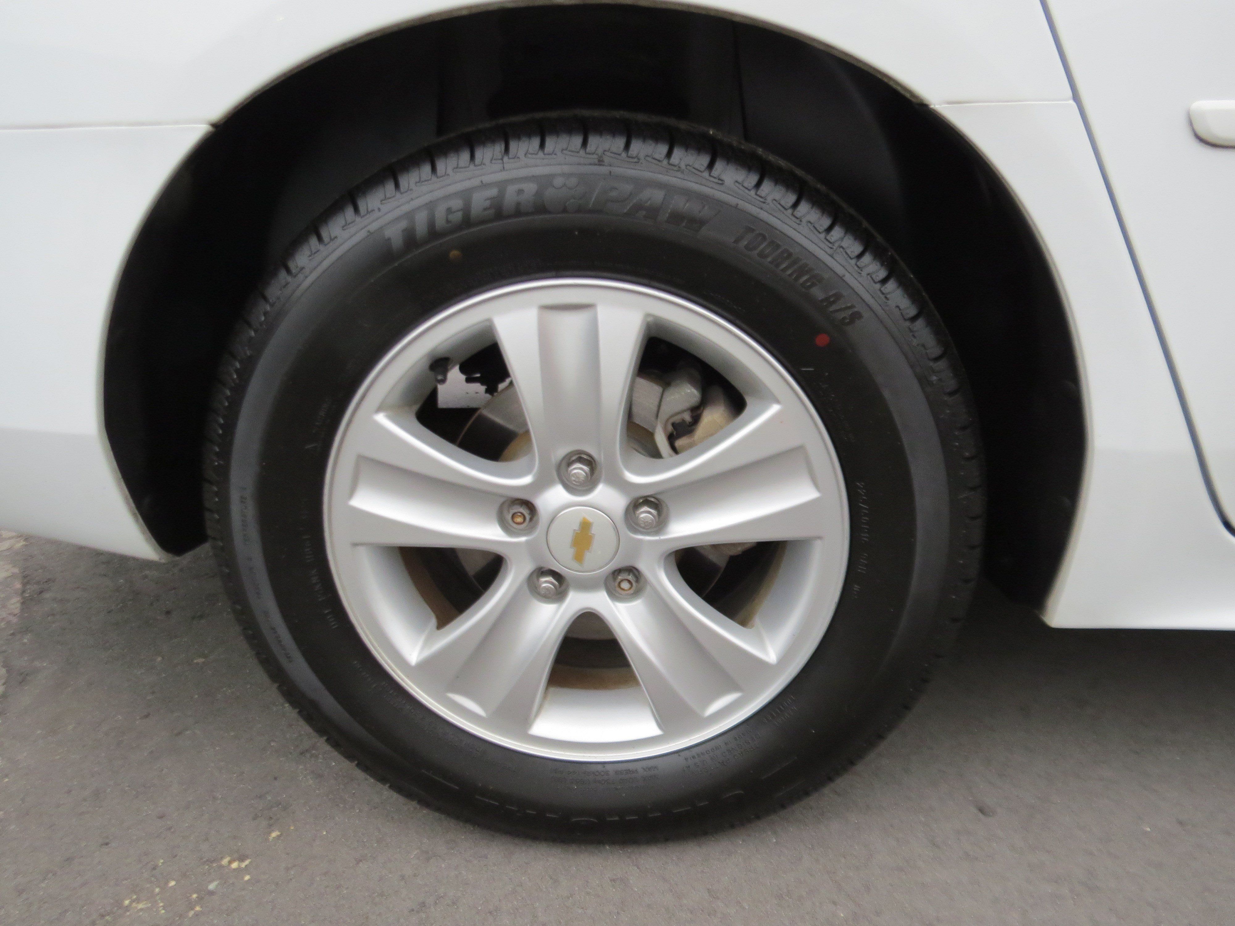 Used 2016 Chevrolet Impala Limited LS FWD image 8