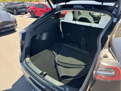 Used 2021 Tesla Model Y Long Range AWD/4WD image 20
