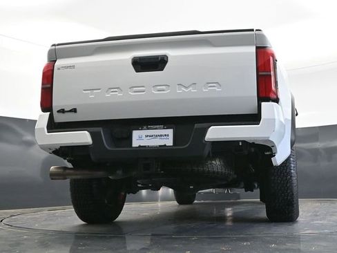 Used 2024 Toyota Tacoma TRD Off-Road AWD/4WD image 34