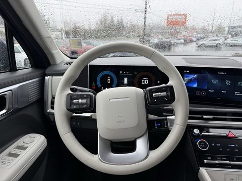 Used 2025 Hyundai Santa Fe SEL image 23