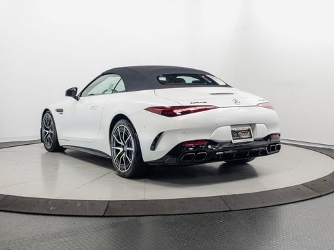 Used 2023 Mercedes-Benz SL 63 AMG 4MATIC w/ Driver Assistance Package image 31