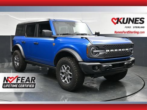 Used 2025 Ford Bronco Badlands AWD/4WD image 1