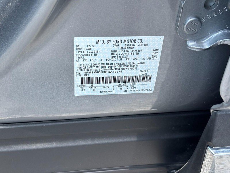 Used 2023 Ford Explorer XLT AWD/4WD image 26